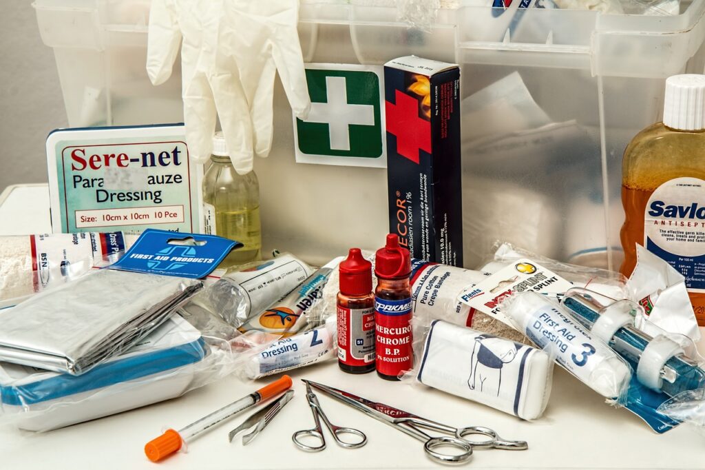 first aid, kit, first aid kit-908591.jpg